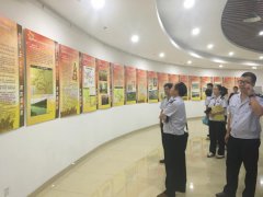 三明市國家稅務(wù)局工作人員來我館參觀交流